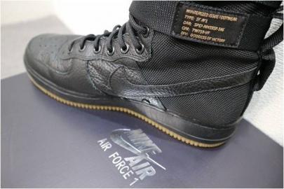 「NIKEのAir　force 」