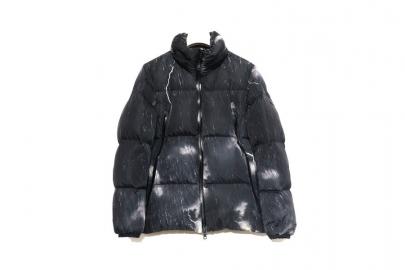 「インポートブランドのMONCLER 」