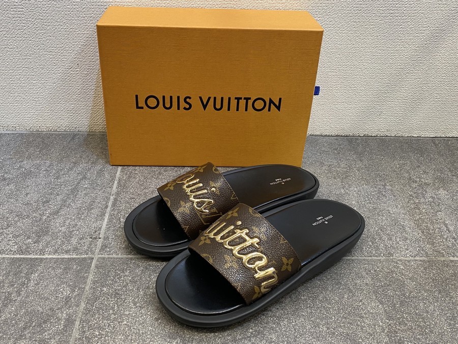 正規品美品Louis Vuitton サンダルサンダルシャワーサンダルヴィトン LOUIS VUITTON（ルイ・ヴィトン） 【新品未使用】ルイヴィトン