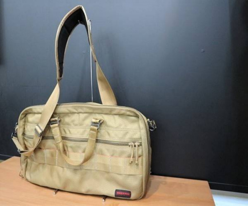 BRIEFINGのTOMORROWLAND