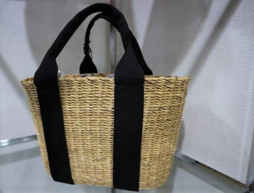 買取入荷のMUUN