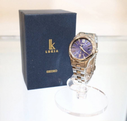 買取入荷のSEIKO LUKIA