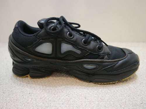 RAF SIMONSのラフシモンズ