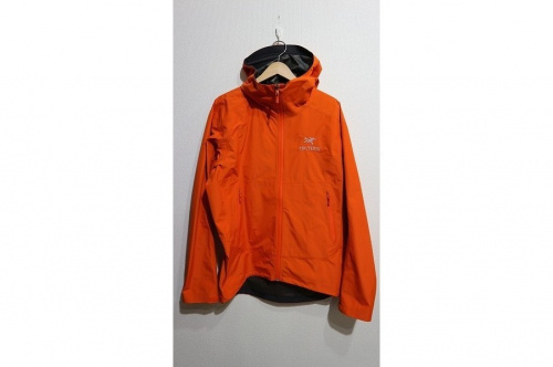 アウトドアブランドのARC'TERYX