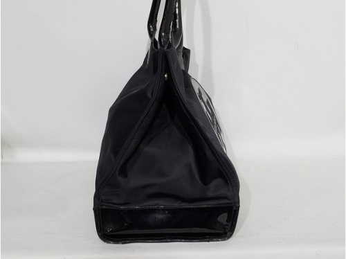 ナイロントートバッグのトートバッグ