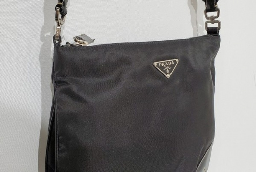 ラグジュアリーブランドのPRADA