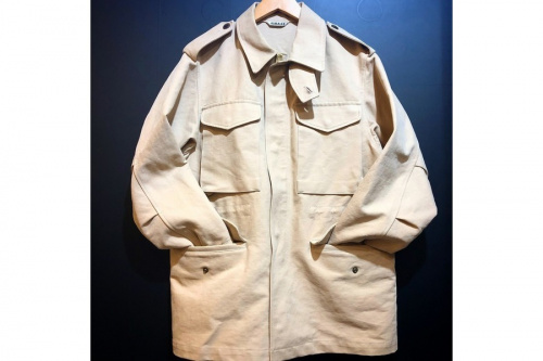 AURALEEのオーラリー