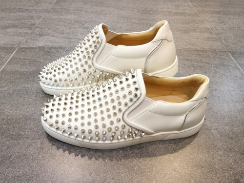 クリスチャンルブタンのスパイク