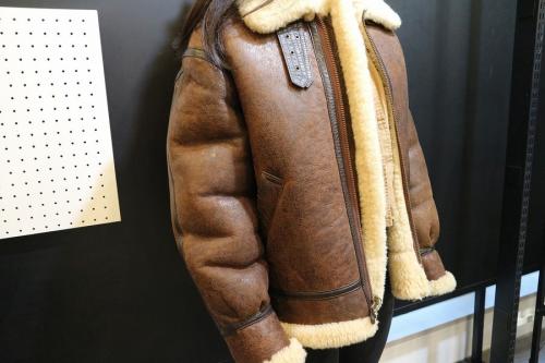 アメカジブランドのAVIREX