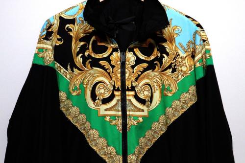 ヴェルサーチのインポート