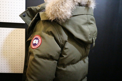 CANADA GOOSE/カナダグースのダウン