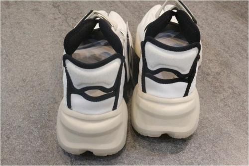 ナイキのBQ4797-100