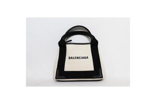 BALENCIAGAのバレンシアガ