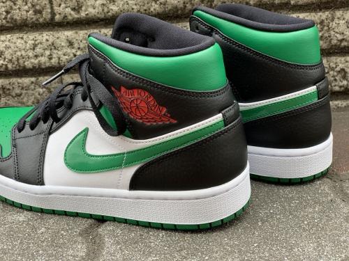 ナイキのAIR JORDAN