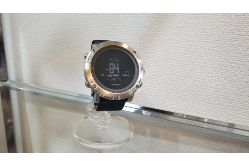 ビジネスアイテムのSUUNTO　