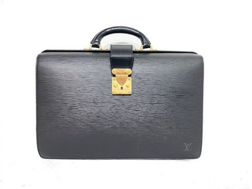 ラグジュアリーブランドのLOUIS VUITTON