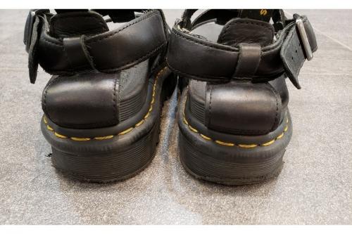 サンダルのレディース