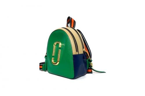 リュックのバックパック