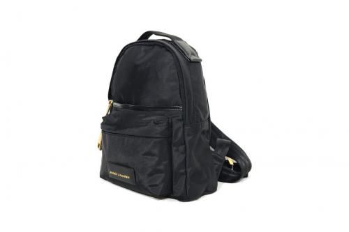 マークジェイコブスのナイロンミニリュック