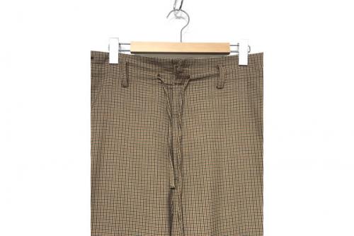 チェックパンツのドメスティック　