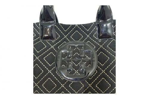 ラグジュアリー