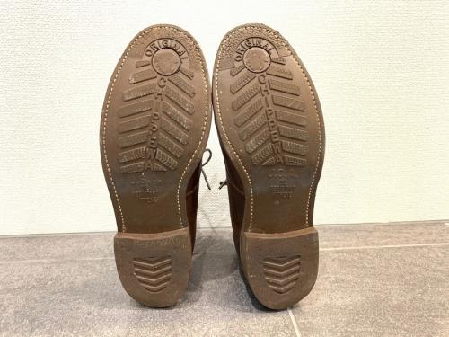 ワークブーツのレザーブーツ