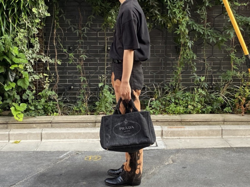 インポートブランドのPRADA