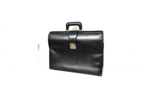 ダレスバッグのドレスカジュアル