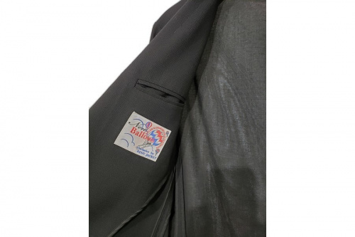 ビジネスアイテムのRING JACKET