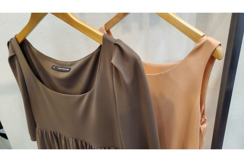 ラグジュアリーブランドのFOXEY NEWYORK