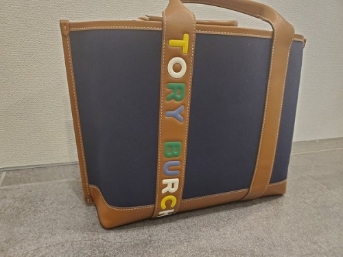 ラグジュアリーブランドのTORY BURCH