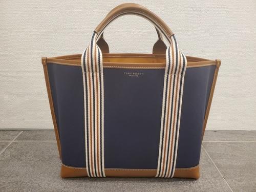 トリーバーチのトートバッグ