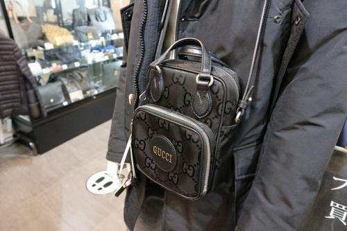 ショルダーバッグのGUCCI OFF THE GRID