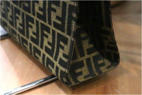 フェンディのトートバッグ