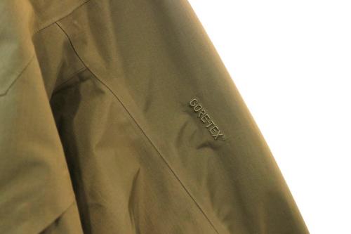アークテリクスのBeta SL Jacket