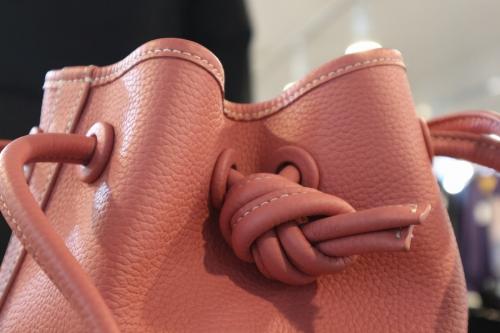 ヴァジックのBOND MINI