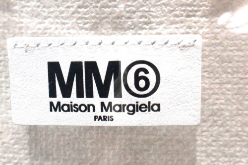 インポートブランドのMM6 Maison Margiela