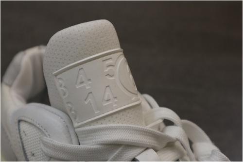 エムエムシックス メゾンマルジェラの厚底スニーカー