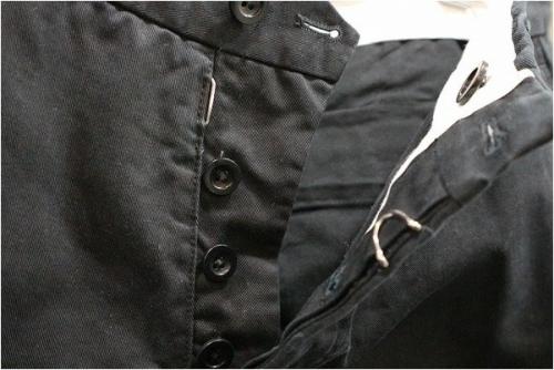 ギャバジントラウザーのメンズ