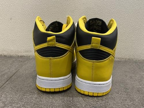 ナイキのCZ8149-002