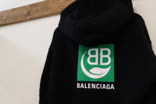 ラグジュアリーブランドのBALENCIAGA