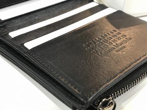 メゾンマルジェラの二つ折り財布