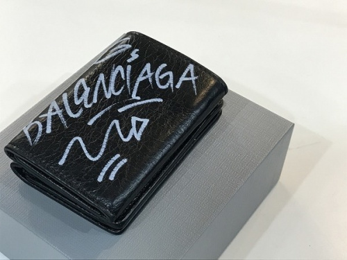 ラグジュアリーブランドのBALENCIAGA