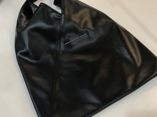 インポートブランドのMM6 Maison Margiela