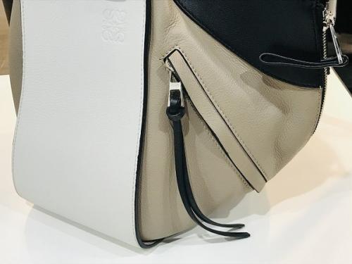 ロエベのハンモックバッグ