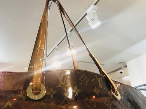 ルイ ヴィトン　のモノグラムPVC