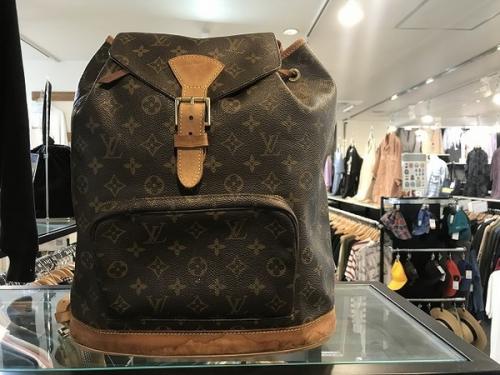 LOUIS VUITTON 　のルイ ヴィトン　