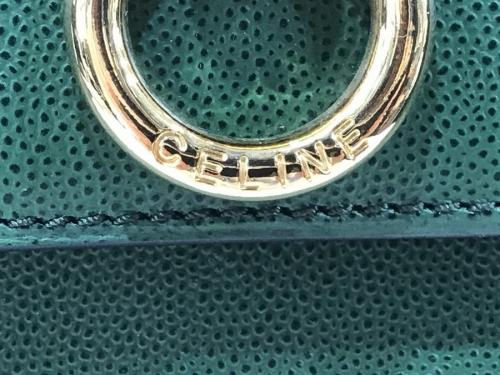 ショルダーバッグの丸金具