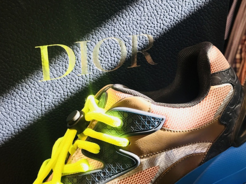 ラグジュアリーブランドのdior