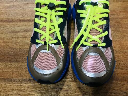 ディオールのスニーカー